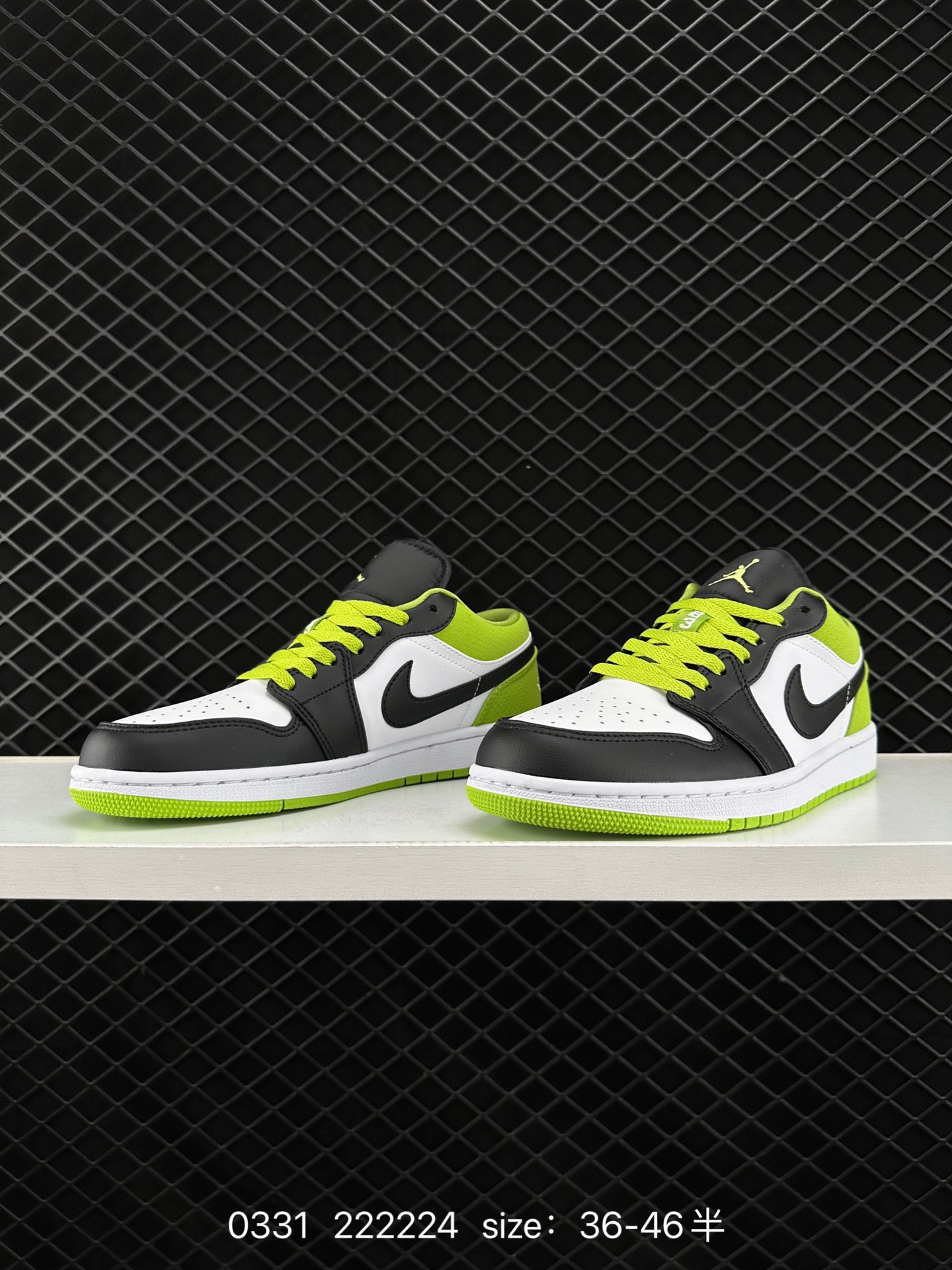 Nike Wmns Air Jordan 1 Low GS”Team Gold“